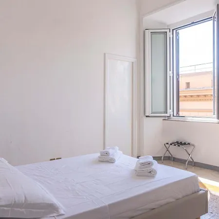 Easytopstay - Borghese Large Apartman Róma
